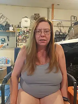 MsShelby40 online show from June 4, 7:42 pm