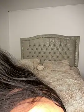 Snapshot of MollySanders___ chatting on January 10, 10:57 pm MollySanders online show from January 10, 10:57 pm