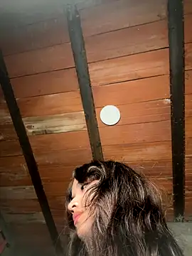 Snapshot of MollySanders___ chatting on December 1, 11:10 pm MollySanders online show from December 1, 11:10 pm