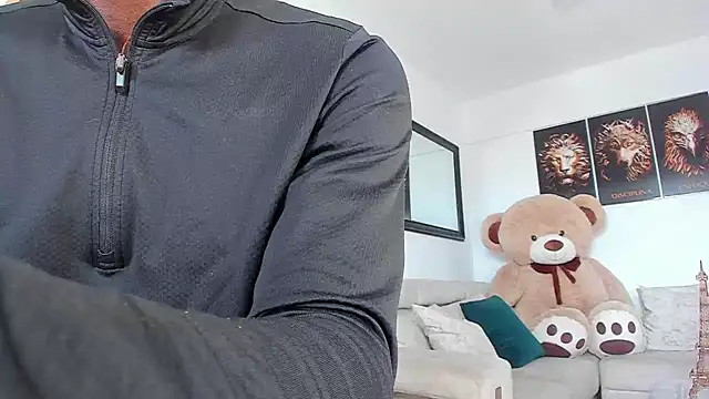 Snapshot of smit_hot_sr chatting on December 22, 6:26 pm smit hot sr online show from December 22, 6:26 pm