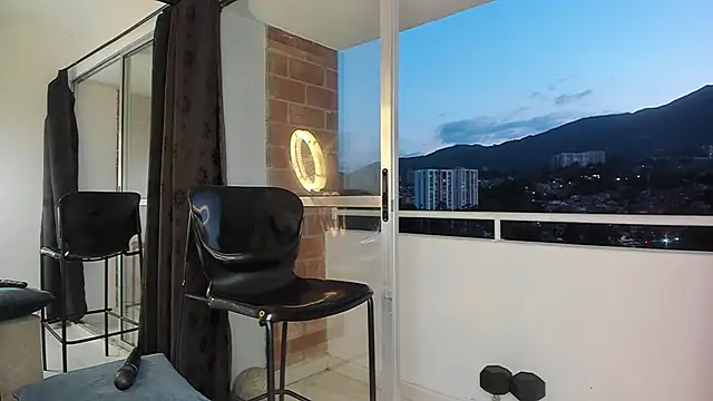 Snapshot of smit_hot_sr chatting on September 8, 11:15 pm smit hot sr online show from September 8, 11:15 pm