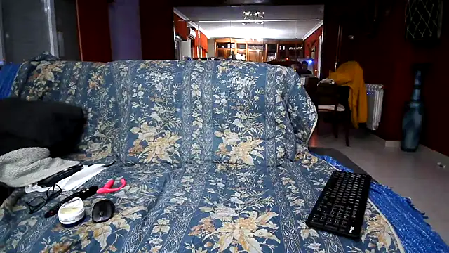 maduroguapo online show from December 17, 10:27 pm