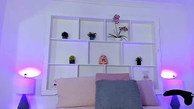 Jenifer Diaz online show from October 9, 12:47 pm