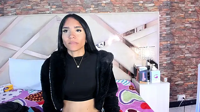 sophie pariss online show from September 24, 3:10 am