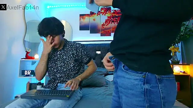 Alex and Fabian online show from December 23, 9:51 pm