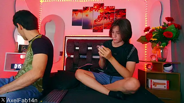 Alex and Fabian online show from January 31, 6:36 pm