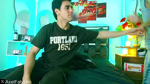 Alex and Fabian online show from February 8, 9:46 pm