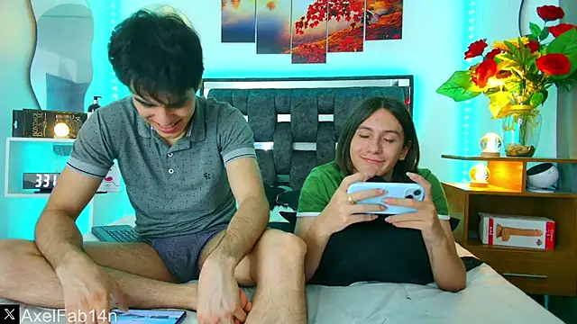 Alex and Fabian online show from February 23, 10:20 pm