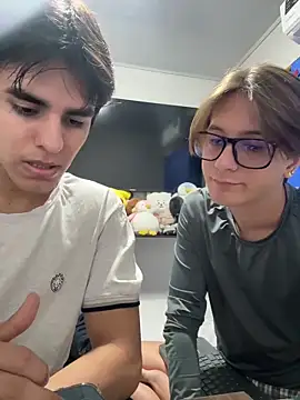 Alex and Fabian online show from June 21, 11:29 pm