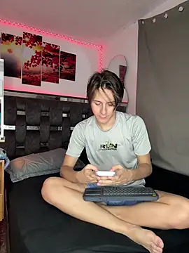 Alex and Fabian online show from July 16, 11:44 pm