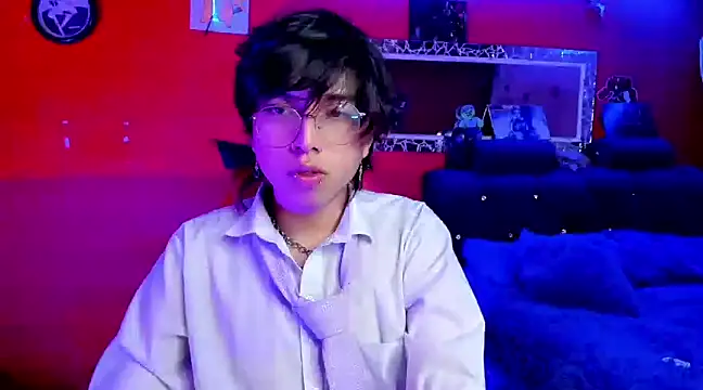 Snapshot of AnggelONfiree chatting on December 21, 6:09 am AnggelONfiree online show from December 21, 6:09 am