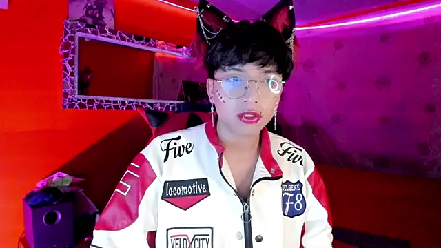 Snapshot of AnggelONfiree chatting on October 12, 4:22 am AnggelONfiree online show from October 12, 4:22 am