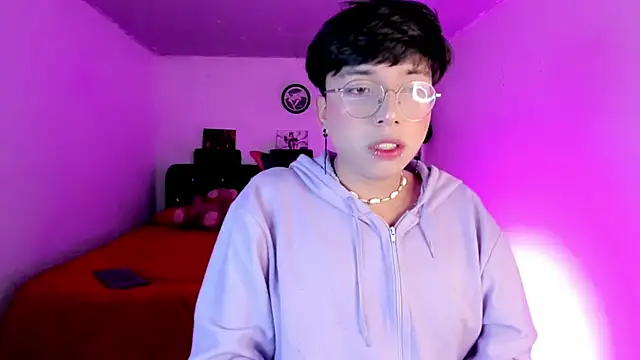 Snapshot of AnggelONfiree chatting on November 9, 3:16 am AnggelONfiree online show from November 9, 3:16 am