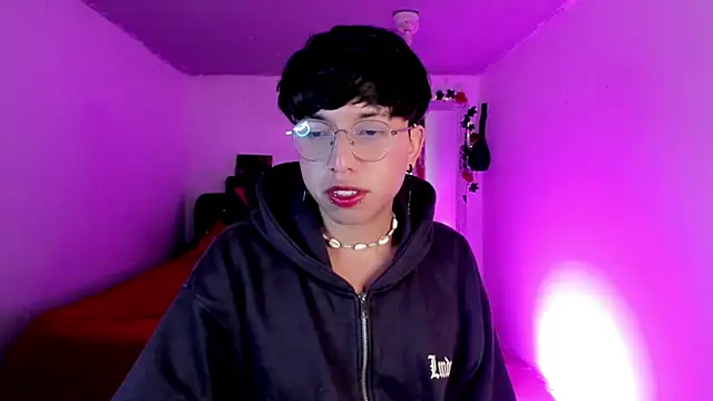 Snapshot of AnggelONfiree chatting on November 14, 4:55 am AnggelONfiree online show from November 14, 4:55 am