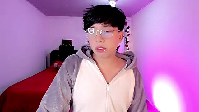 Snapshot of AnggelONfiree chatting on November 20, 3:39 am AnggelONfiree online show from November 20, 3:39 am