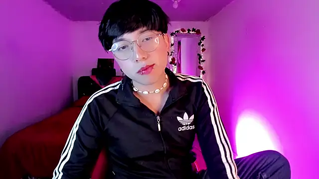 Snapshot of AnggelONfiree chatting on November 22, 5:17 am AnggelONfiree online show from November 22, 5:17 am