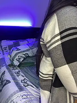 Isa bel online show from December 10, 4:34 am