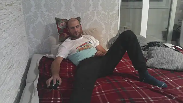 Zbochunec online show from September 24, 8:01 pm