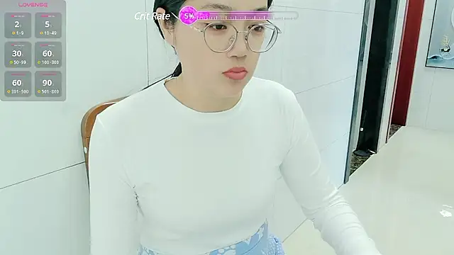 luoxuwen online show from December 2, 5:15 am