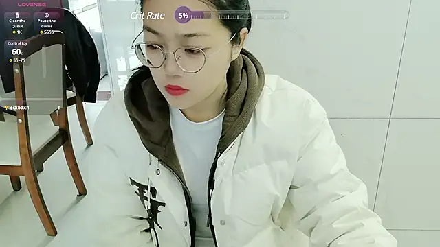 luoxuwen online show from December 3, 1:41 am