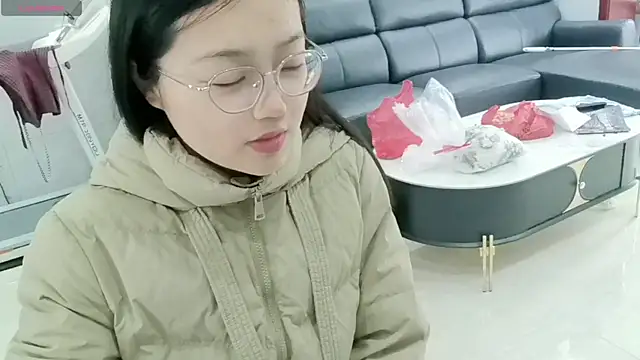 luoxuwen online show from February 21, 5:02 am