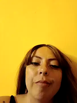 Snapshot of madelaine- chatting on January 14, 10:55 pm madelaine- online show from January 14, 10:55 pm