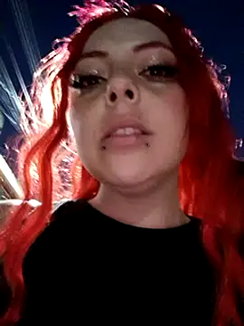 Snapshot of madelaine- chatting on February 20, 11:43 pm madelaine- online show from February 20, 11:43 pm