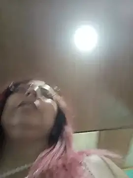 madelaine- online show from July 27, 6:37 pm