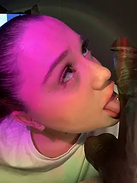 DaisyBooom online show from February 23, 7:17 pm