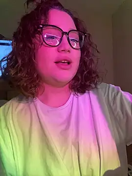 DaisyBooom online show from February 25, 7:03 pm