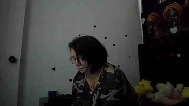Evaaross 2345 online show from June 8, 12:38 pm