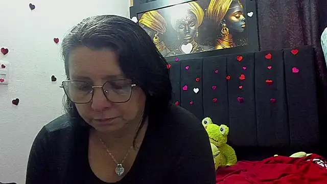 Evaaross 2345 online show from June 20, 1:03 pm