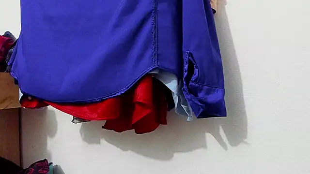 Evaaross 2345 online show from June 27, 12:33 pm