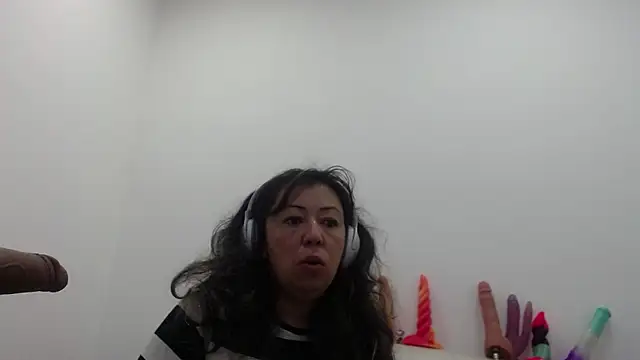 Drool Sucker online show from February 2, 12:26 pm