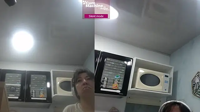 Snapshot of Drool_Sucker chatting on May 5, 12:13 pm Drool Sucker online show from May 5, 12:13 pm