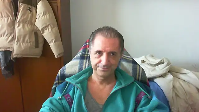 lliuk70mi online show from April 7, 2:17 pm