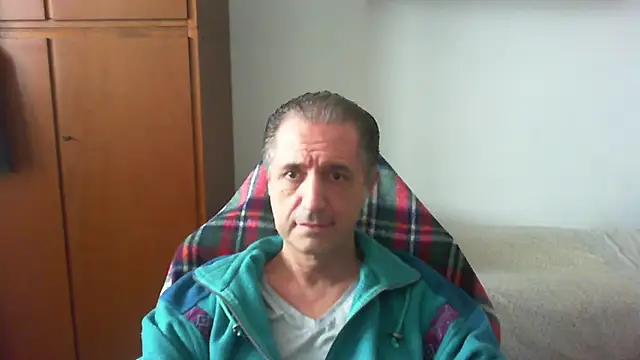 lliuk70mi online show from April 28, 2:55 pm