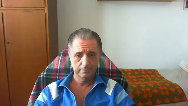 lliuk70mi online show from May 20, 2:12 pm