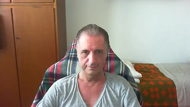 lliuk70mi online show from May 21, 12:12 pm