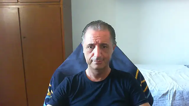 lliuk70mi online show from May 29, 12:47 pm