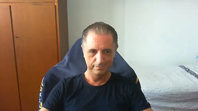 lliuk70mi online show from June 1, 12:07 pm