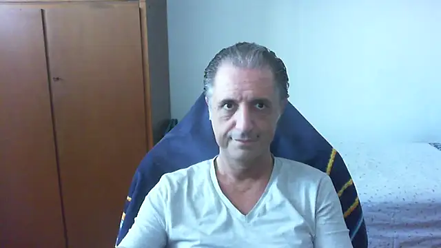 lliuk70mi online show from June 3, 1:14 pm