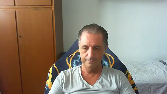 lliuk70mi online show from June 6, 1:38 pm