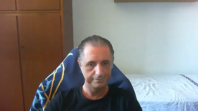 lliuk70mi online show from June 17, 1:01 pm