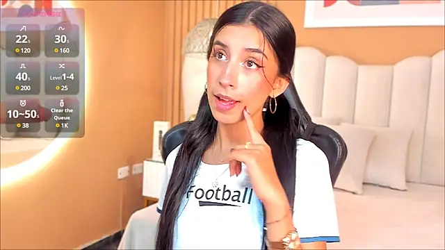 zia cooper online show from March 18, 6:59 pm