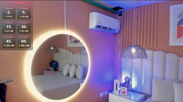 zia cooper online show from September 12, 6:52 pm