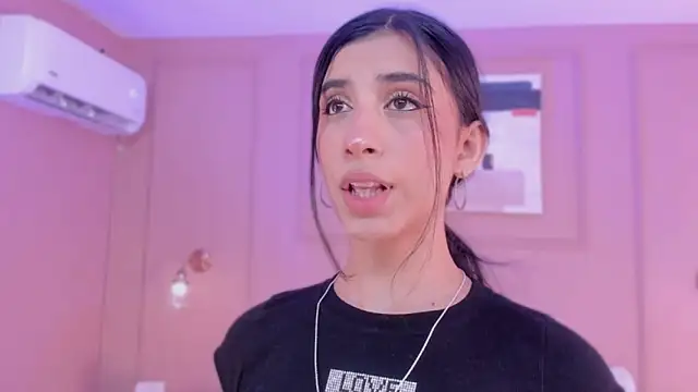 zia cooper online show from March 14, 6:35 pm