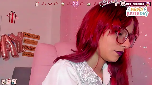 Snapshot of RedMeloddy chatting on July 18, 10:24 pm RedMeloddy online show from July 18, 10:24 pm