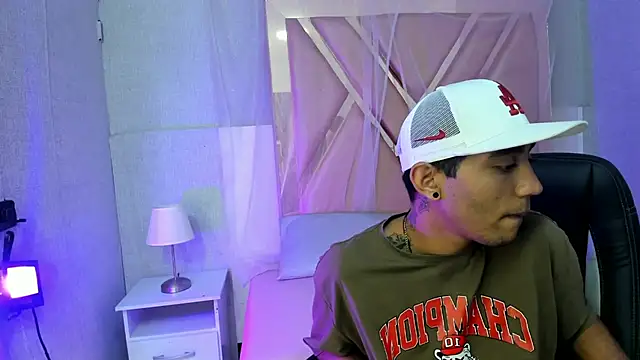 Annyeli online show from January 22, 11:43 pm