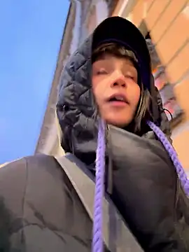 bigbabykiki online show from December 2, 6:09 am